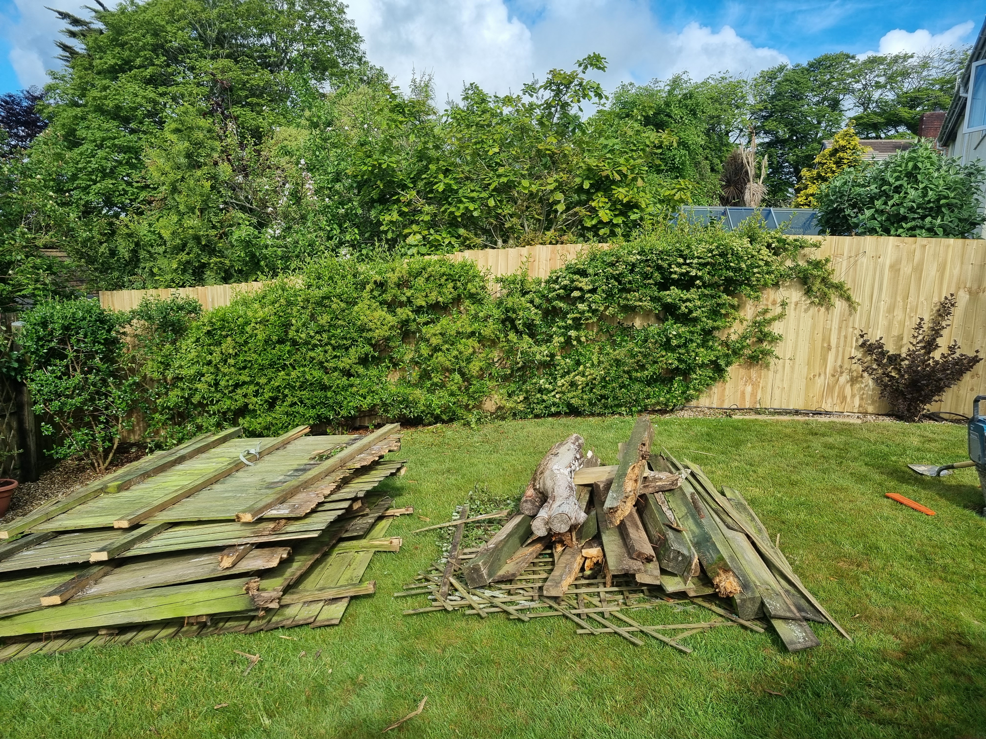 Fencing & Paving